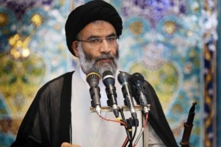 زندگی اشرافی‌ نمی‌تواند کشور را به سعادت برساند