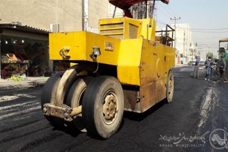 عملیات بهسازی و آسفالت معابر سطح شهراهواز تداوم دارد