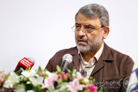 استفاده از ظرفیت اساتید و دانشجویان صاحبنظر در راستای رفع مشکلات شهری