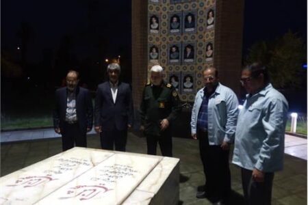 دیدار معاون امور اقتصادی استاندار خوزستان و مدیرکل بنیاد حفظ آثار و نشر ارزش های دفاع مقدس با مدیرعامل شرکت فولاد خوزستان
